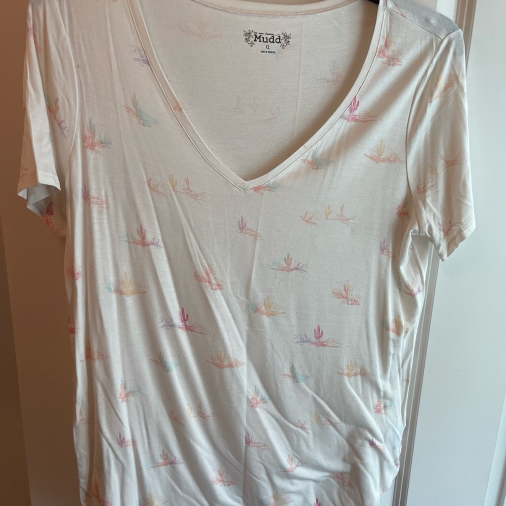 Mudd tee shirt